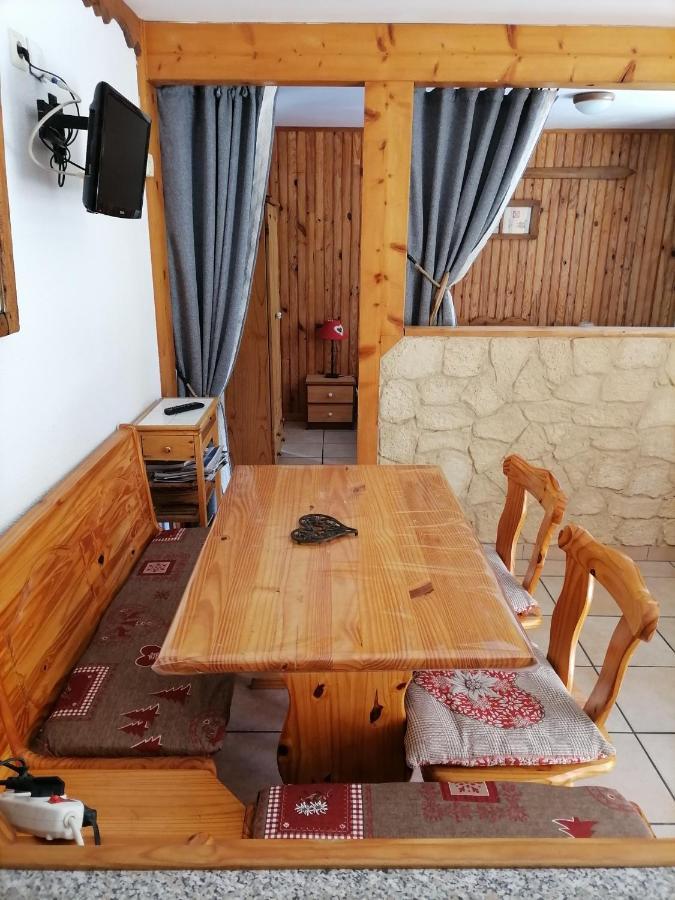 Studio "Le Panpounet" لي كونتامين مونتجوا المظهر الخارجي الصورة